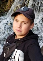 Зиновьев Богдан